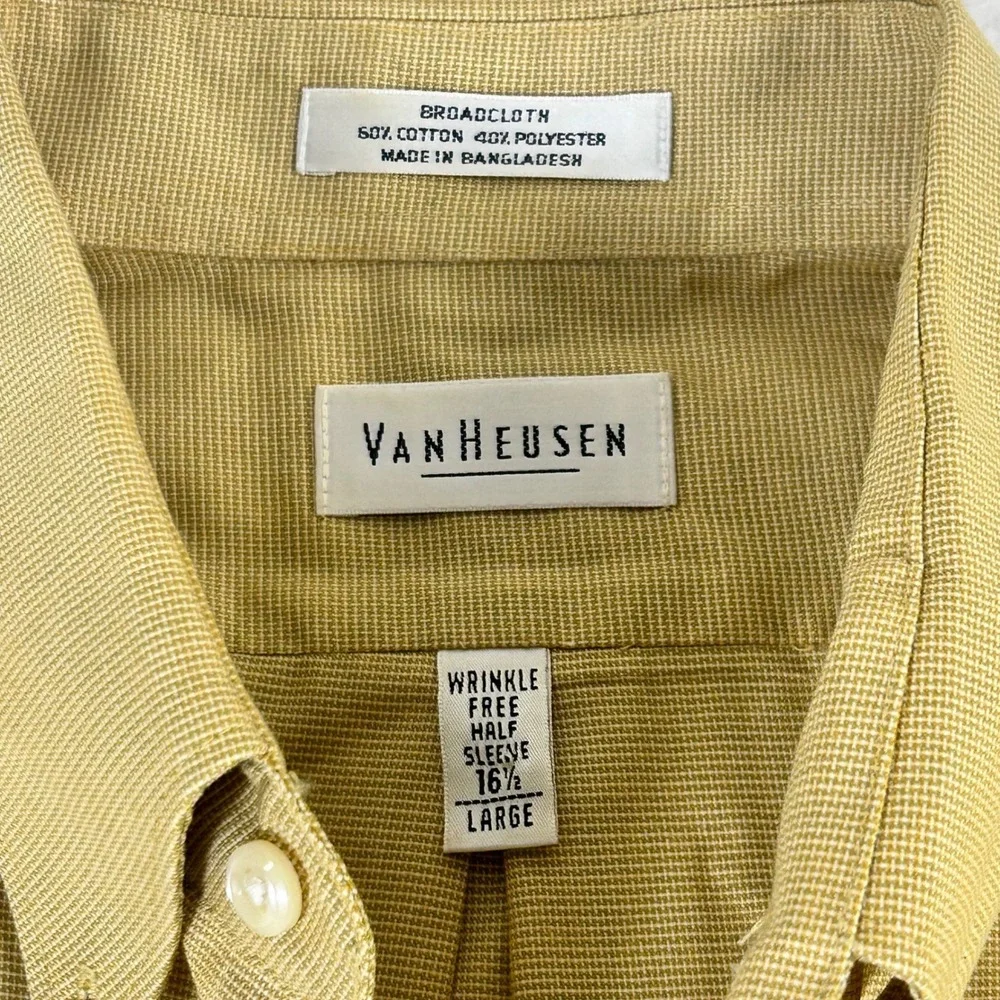 Van Heusen Mens Tan Short Sleeve Button Down‎ Shirt Wrinkle Free Large
